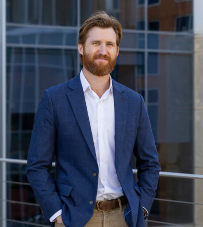 260602 Resonant Capital Advisors Carl Dewey 01 Veritcal