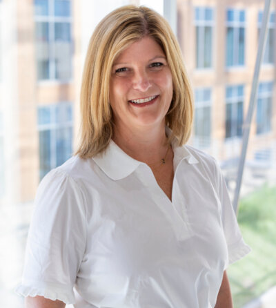 260602 Resonant Capital Advisors Jill Derr 02 Veritcal