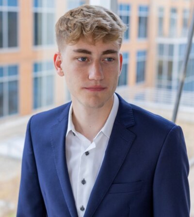 260728 Resonant Capital Advisors Isaac Gard 02